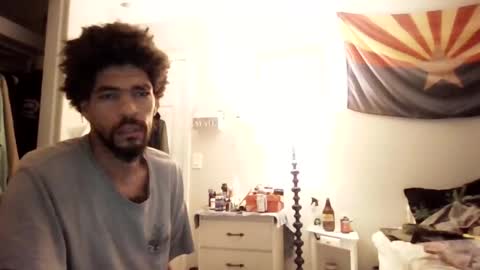 jiggyjwhite online show from December 1, 5:32 am