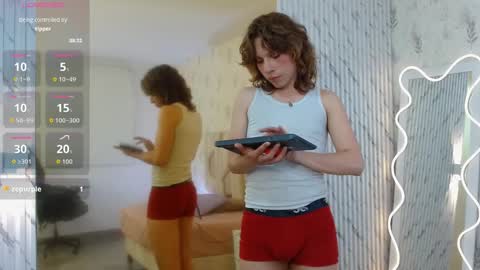 Hi Im Jim online show from October 7, 12:37 am