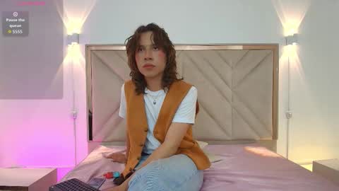Hi Im Jim online show from October 4, 7:08 pm