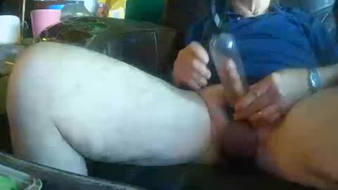 Snapshot of jimbo485806 chatting on October 18, 5:07 pm jimbo485806 online show from October 18, 5:07 pm
