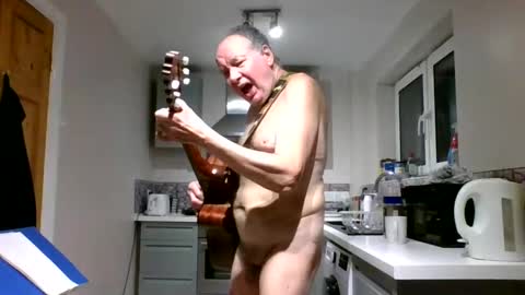 Snapshot of jimmybenido chatting on January 19, 5:18 pm Jim Redgewell online show from January 19, 5:18 pm