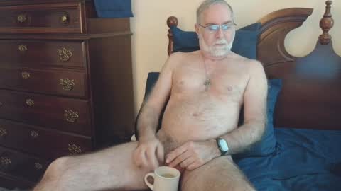 Snapshot of jimpatm chatting on December 10, 12:27 pm Jim online show from December 10, 12:27 pm