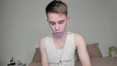 Snapshot of jimyti_bad_boy chatting on February 24, 2:08 am jimyti_bad_boy online show from February 24, 2:08 am