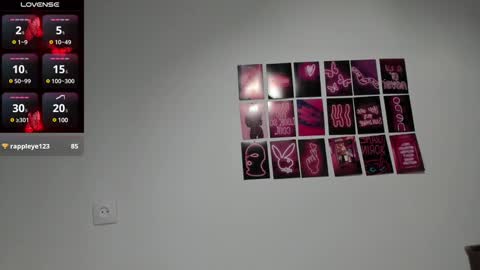 Snapshot of jimyti_bad_boy chatting on December 4, 10:30 pm jimyti_bad_boy online show from December 4, 10:30 pm