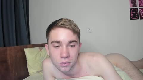Snapshot of jimyti_bad_boy chatting on January 10, 7:21 pm jimyti_bad_boy online show from January 10, 7:21 pm