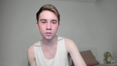 Snapshot of jimyti_bad_boy chatting on February 3, 12:36 pm jimyti_bad_boy online show from February 3, 12:36 pm