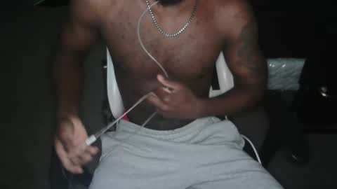 Jinxbear1 online show from December 20, 4:30 am