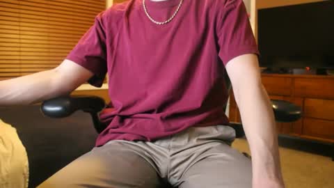 jjjjjfive online show from March 6, 4:31 am