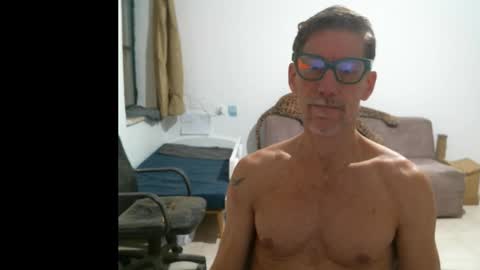 jlmbud online show from February 16, 11:58 pm