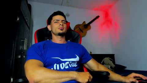 IGJmortton online show from March 31, 1:07 am