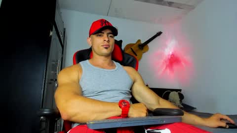 IGJmortton online show from May 26, 2:51 am