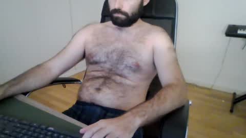 joaodias_18 online show from July 2, 4:57 pm