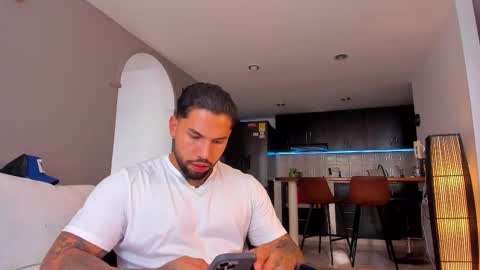 joe_esthetic online show from March 24, 9:41 pm