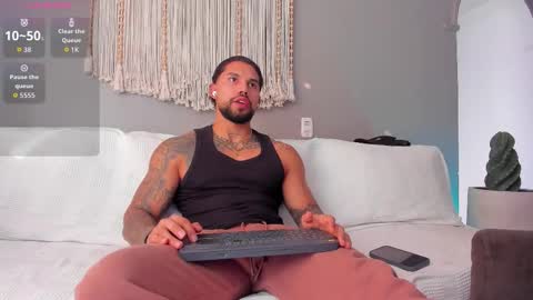 joe_esthetic online show from December 20, 9:11 pm