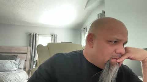 joekool12 online show from April 18, 4:30 pm