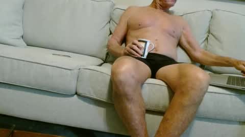 Snapshot of joesmithward chatting on March 11, 11:44 am joesmithward online show from March 11, 11:44 am