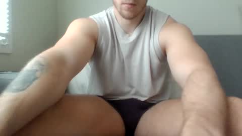 joeybanan online show from March 7, 10:02 am