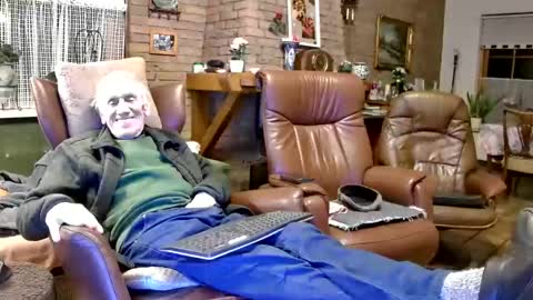 johan7 heet online show from December 5, 8:16 pm