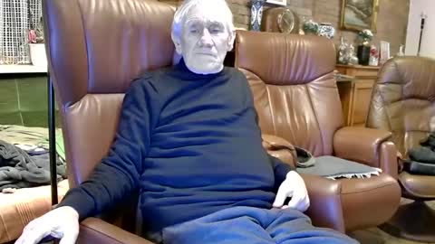 Snapshot of johan7_heet chatting on February 5, 6:04 pm johan7 heet online show from February 5, 6:04 pm