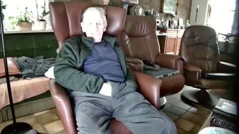 Snapshot of johan7_heet chatting on January 5, 1:47 pm johan7 heet online show from January 5, 1:47 pm