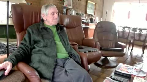 Snapshot of johan7_heet chatting on February 4, 12:33 pm johan7 heet online show from February 4, 12:33 pm
