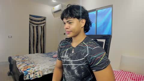 Snapshot of johan_beley_7k chatting on January 1, 5:00 pm Johan Beley online show from January 1, 5:00 pm