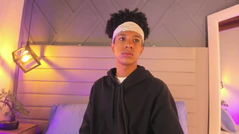 Johan  online show from March 15, 12:45 pm