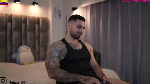 john online show from December 17, 11:33 pm