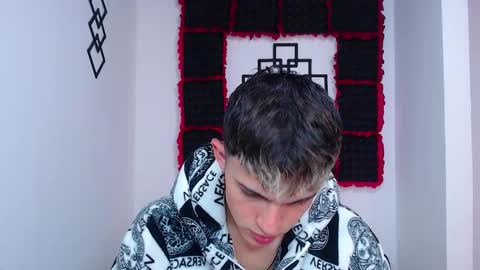 John Vichenso online show from January 8, 10:04 pm