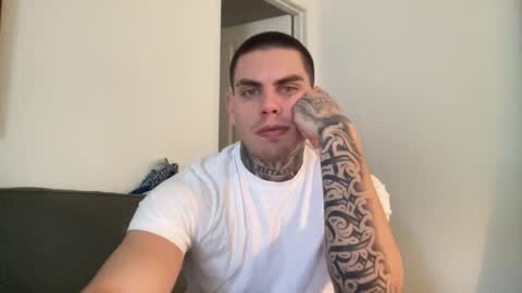 JAXX online show from November 25, 8:55 pm