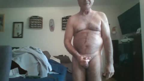 Snapshot of johndesnudado chatting on March 9, 11:47 am johndesnudado online show from March 9, 11:47 am
