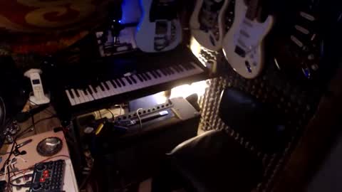 johnfeelgood004 online show from March 8, 5:44 am