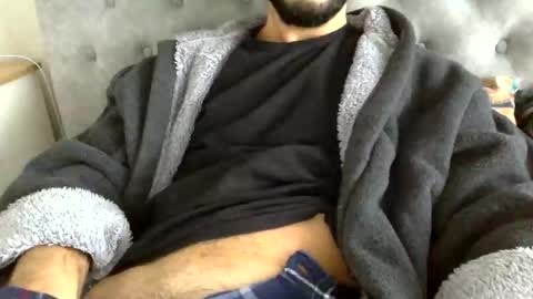 johnniewalker9 online show from November 22, 11:43 am