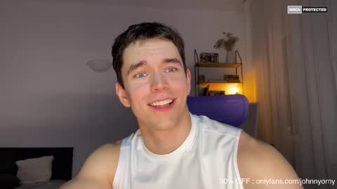 Snapshot of johnnnyhorny chatting on September 30, 10:24 pm Johnny online show from September 30, 10:24 pm
