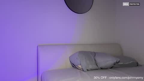 Snapshot of johnnnyhorny chatting on September 11, 9:47 pm Johnny online show from September 11, 9:47 pm
