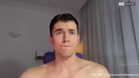 Snapshot of johnnnyhorny chatting on September 16, 4:08 pm Johnny online show from September 16, 4:08 pm