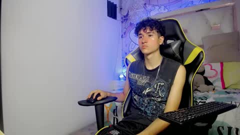 johnny_cagee online show from November 24, 8:37 am