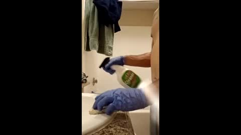 johnnyfaround online show from March 19, 4:05 am