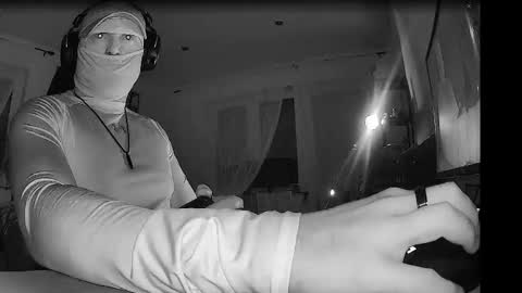 Hawk Tuah enjoyer online show from December 21, 3:42 pm