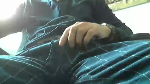Snapshot of johnnyscum80 chatting on January 15, 8:41 am Johnnyscum80 online show from January 15, 8:41 am