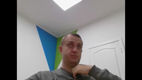 johnoreon online show from February 16, 7:04 am