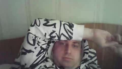 johnoreon online show from April 10, 7:48 am