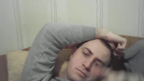 johnoreon online show from December 5, 6:13 pm