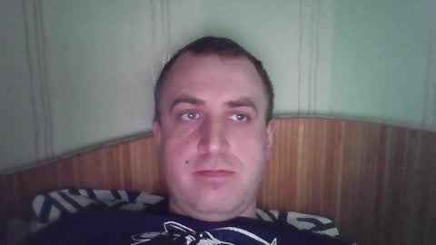 johnoreon online show from April 5, 8:11 am