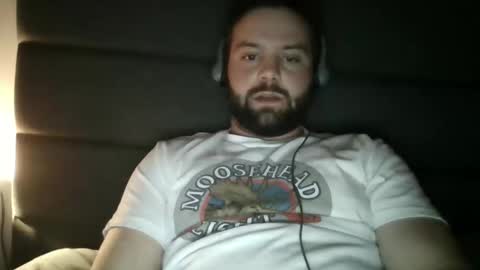 johny28287 online show from October 31, 9:23 am