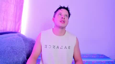 johnycooper08 online show from June 29, 1:33 pm