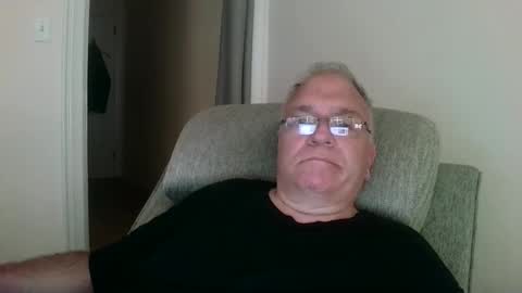 Snapshot of joker5339 chatting on September 9, 10:19 pm joker5339 online show from September 9, 10:19 pm
