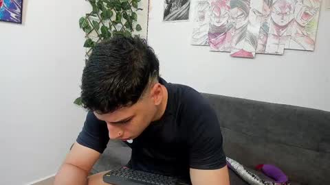 Instagram jonathanfit14 online show from March 1, 8:10 pm