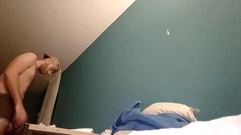 J online show from November 7, 10:02 pm