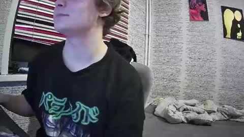 Snapshot of jonnymyloka chatting on December 25, 10:48 pm JONNY online show from December 25, 10:48 pm